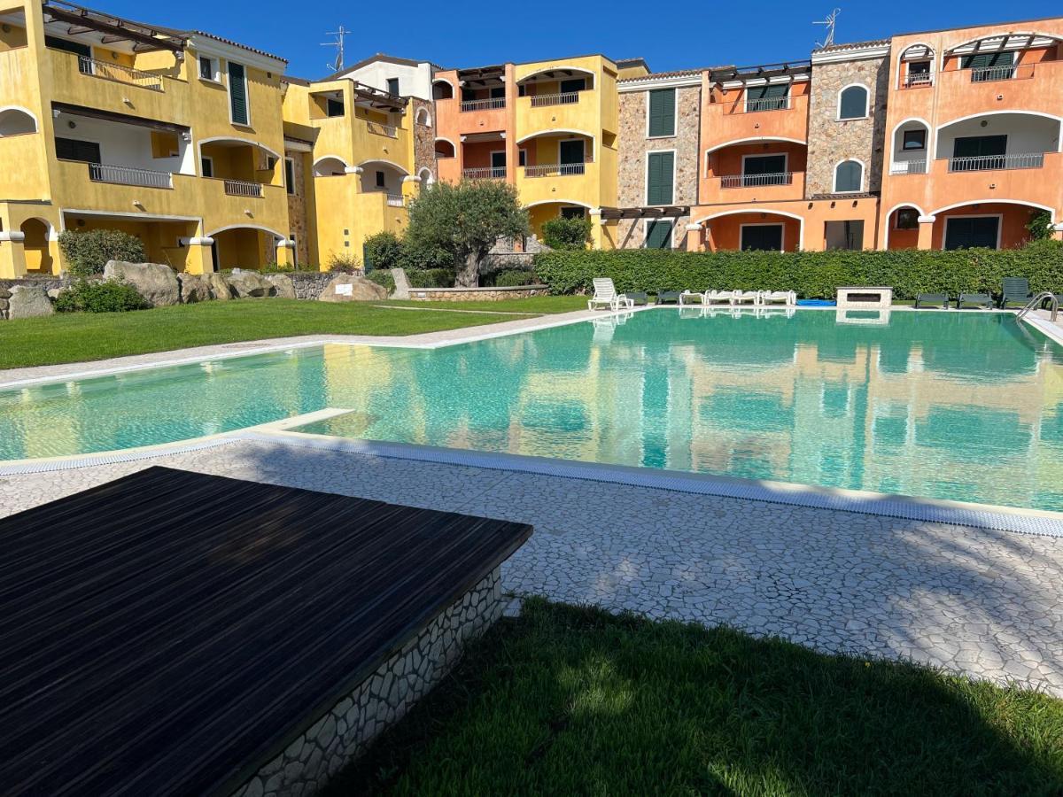 Апартаменти Borgo Dei Mirti Санта-Тереза-Галлура Екстер'єр фото